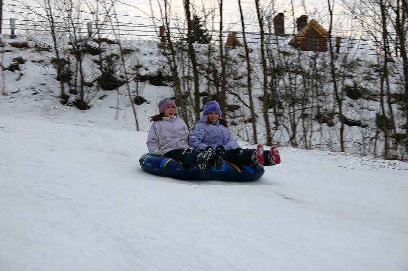 00_sledding_Unity_Park