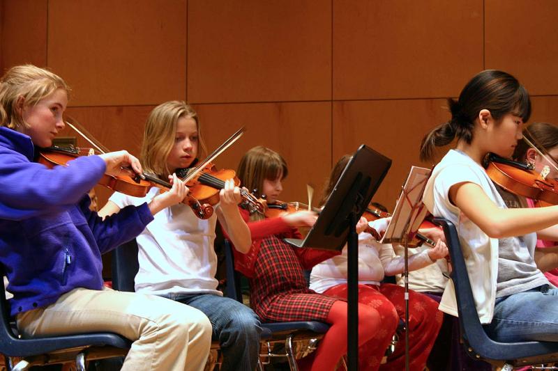 01 Rebecca playing the violin