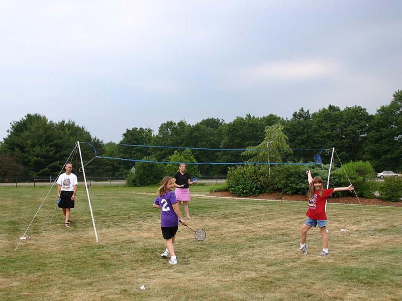 03 playing badminton