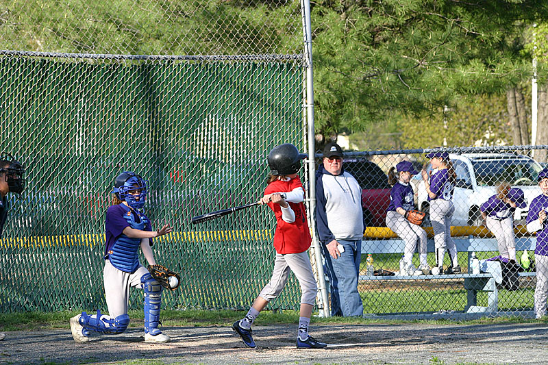 08 Hannah swinging