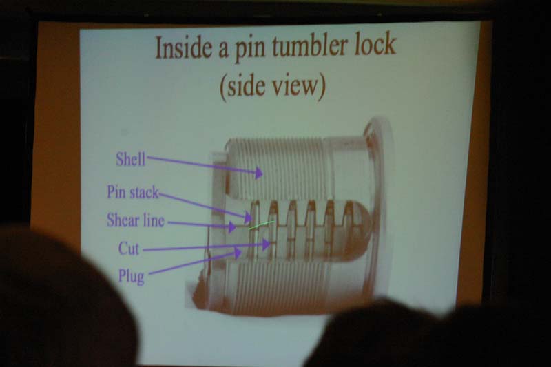 03 lockpicking