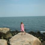 04_Rebecca_standing_on_a_large_rock