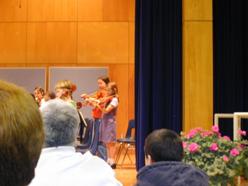 06_Rebecca_playing_violin