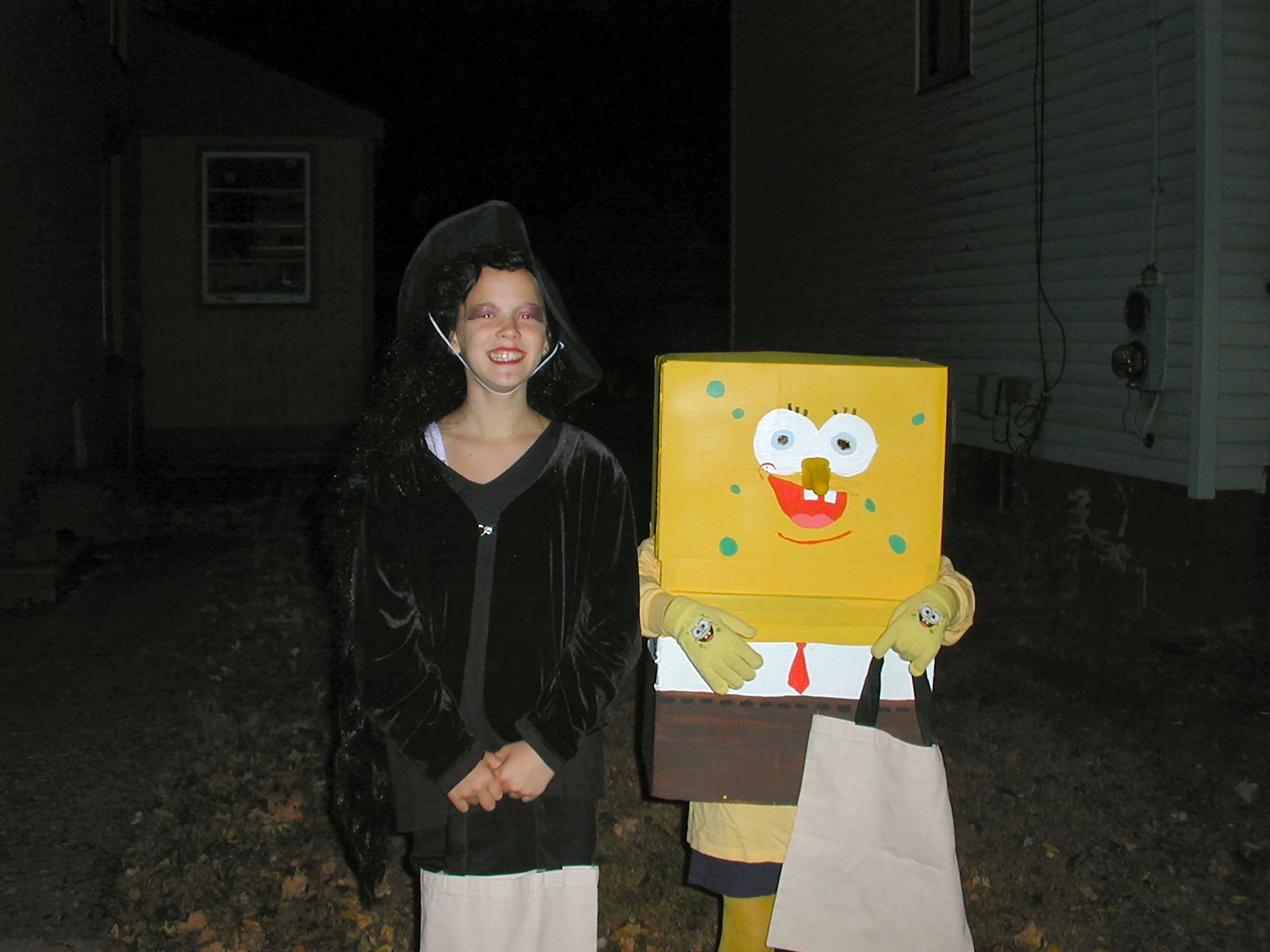 03_Kasey_the_witch_and_Rebecca_as_SpongeBob_brighter