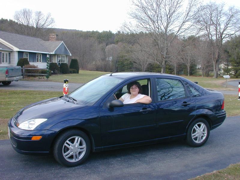 01_Jen_in_her_new_car