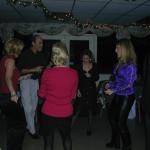 14_people_dancing