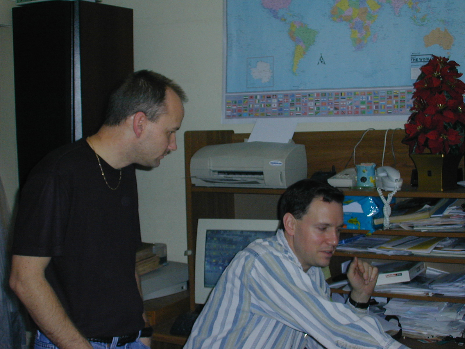 06_Bill_and_Joe_using_NT4_server