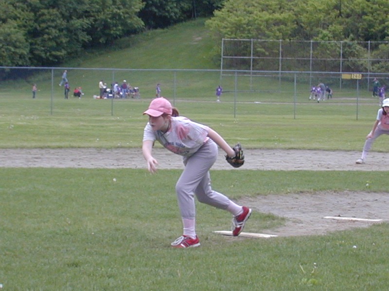 03 Kim pitching