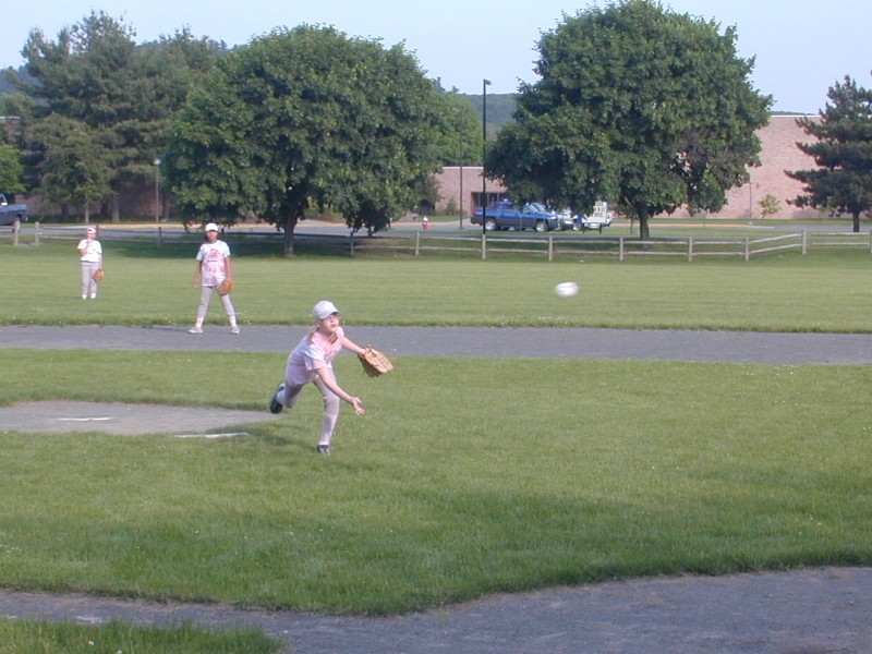 01 Julianna pitching