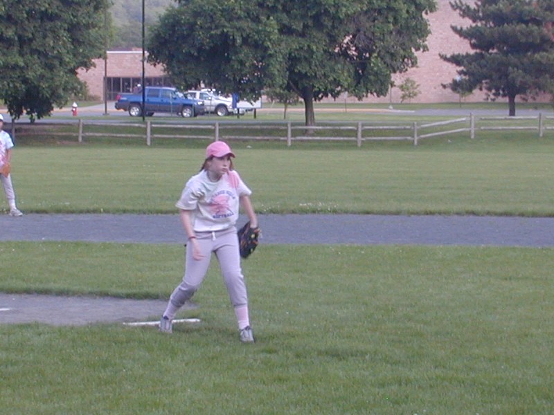 13 Kim pitching