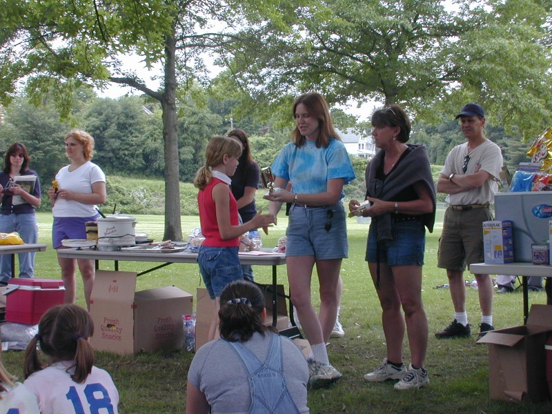 14 Emma receives the Best Sportsmanship award