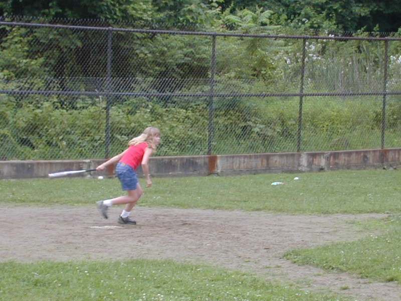 44 Emma at bat