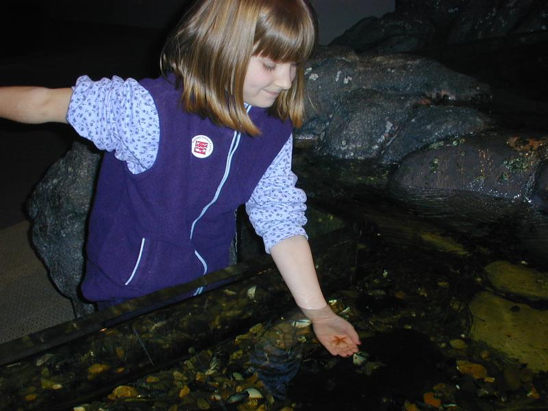 07_Rebecca_Holding_Starfish