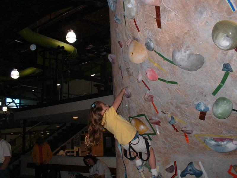 23_Morgan_climbing