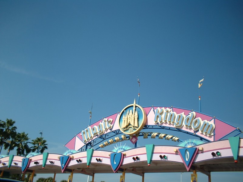 06 Magic Kingdom Entrance Closer