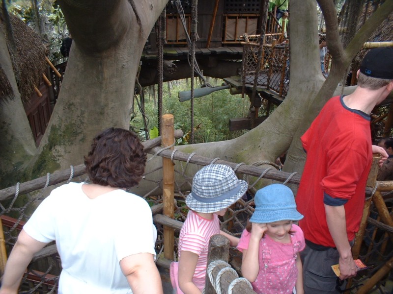 28 Jen Kasey Rebecca At The Swiss Family Treehouse