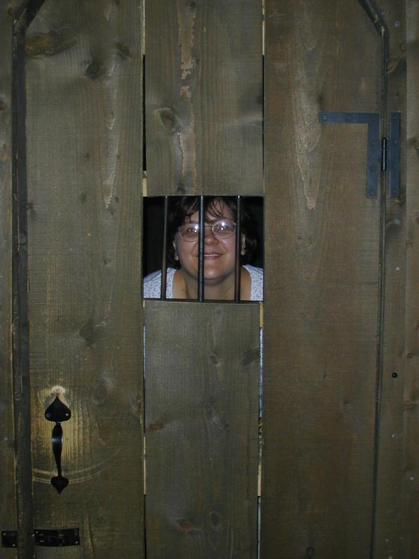 08_JenniferJail