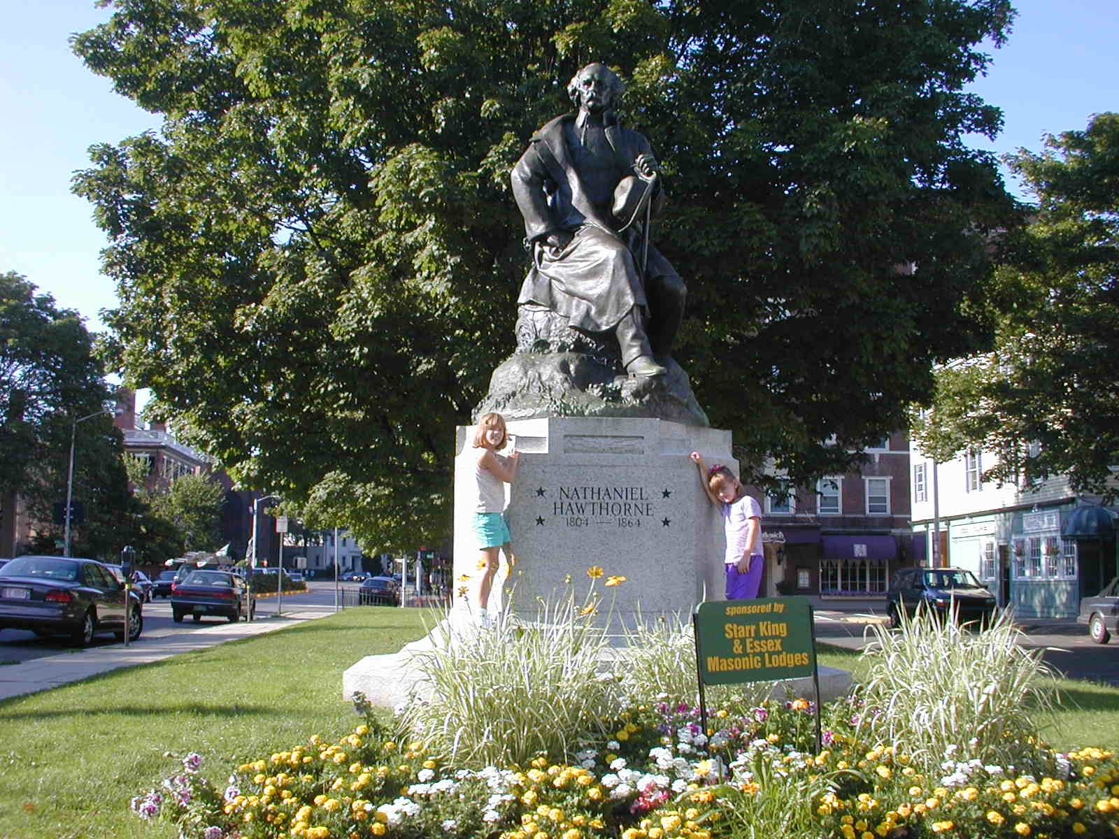 21_NathanielHawthorneStatue