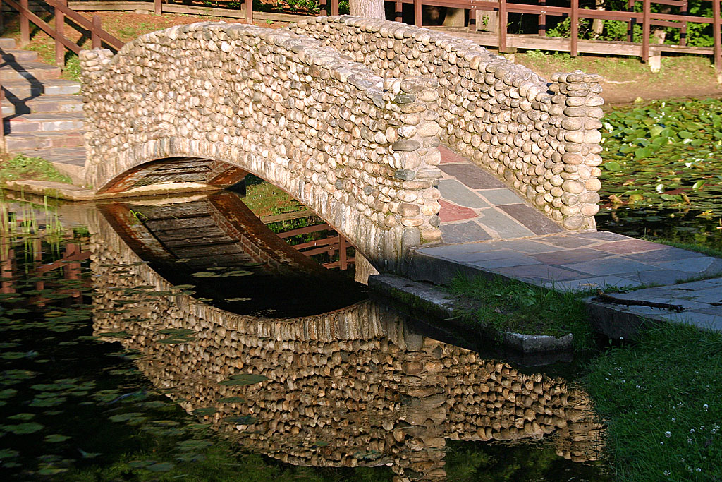 19_bridge_with_reflection