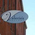 19 Valeries Gallery