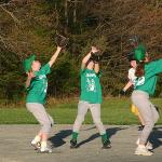 10 everyone trying to catch the fly ball