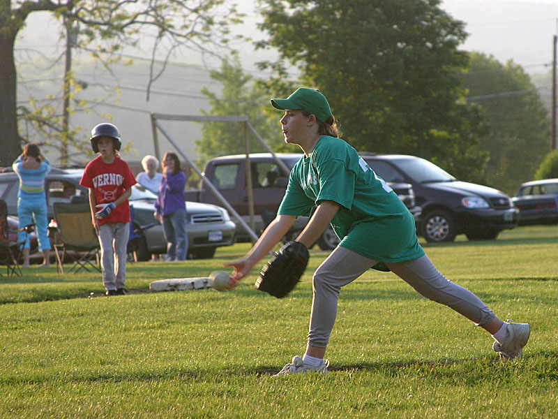 06 Stacie pitching